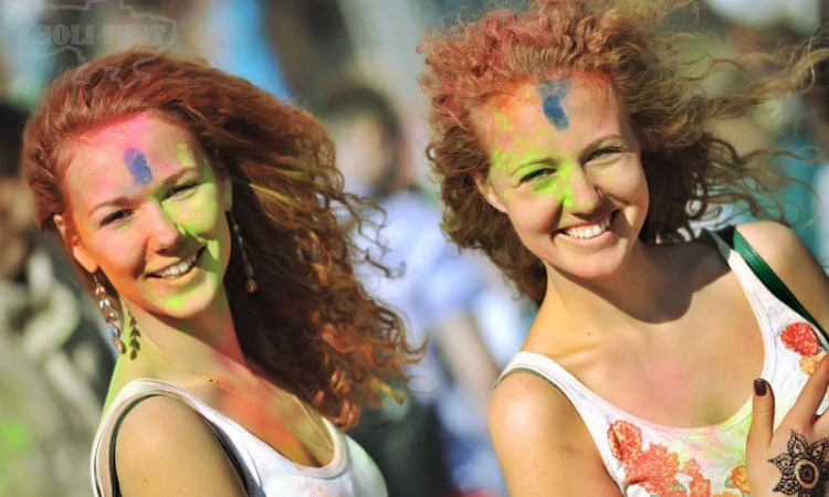 Фарба Холі – яскраві та безпечні фарби для свят - фото № 3