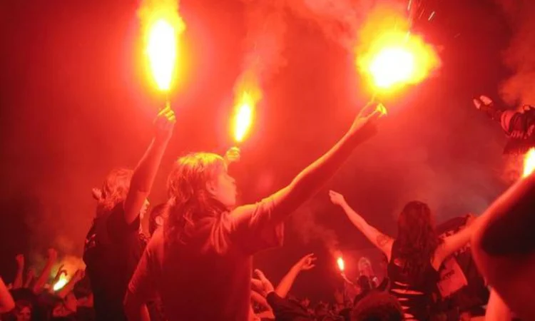 Набір Фаєрів - кольоровий вогонь для свят - фото № 3