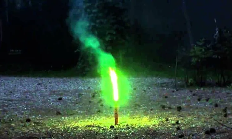 Набір Фаєрів - кольоровий вогонь для свят - фото № 7