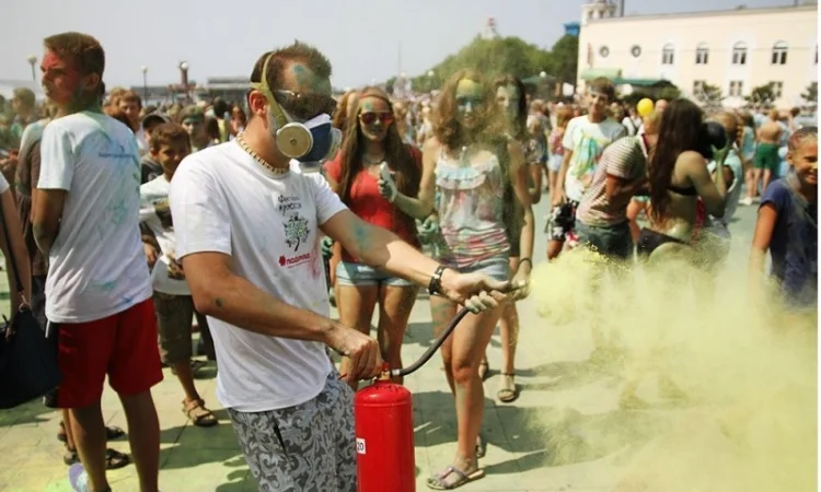 Баллон с краской Холи - фото № 4