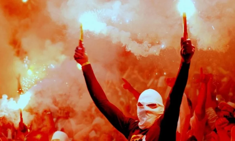 Сигнальний вогонь жовтого кольору Hand FLARE - фото № 1