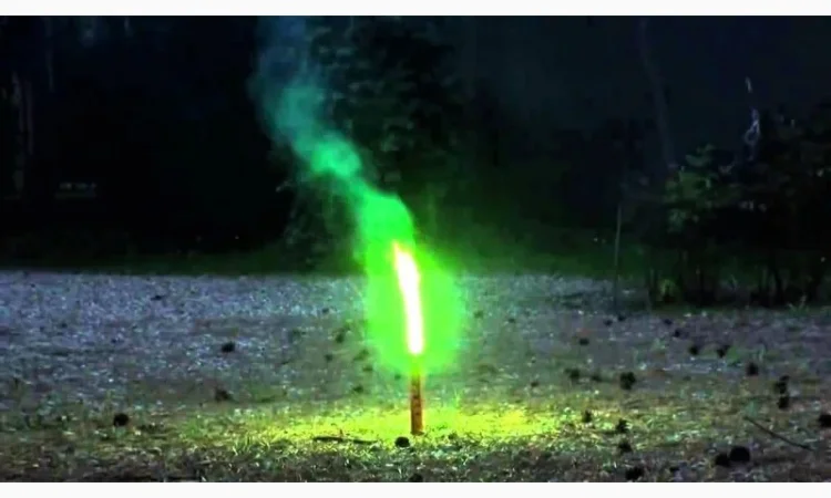 Фаєр Hand FLARE зеленого кольору для піротехніки - фото № 6