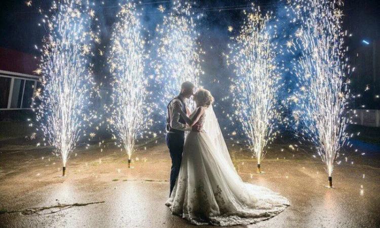 Сценічний холодний фонтан Silver, висота 2м, час горіння 30с - фото № 5