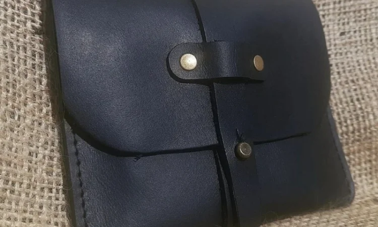 Кожаный кошелек ′Roll up′ ручной работы - фото № 3