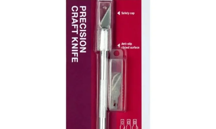 Макетный нож Axent 6904-A металлический с запасными лезвиями - фото № 1