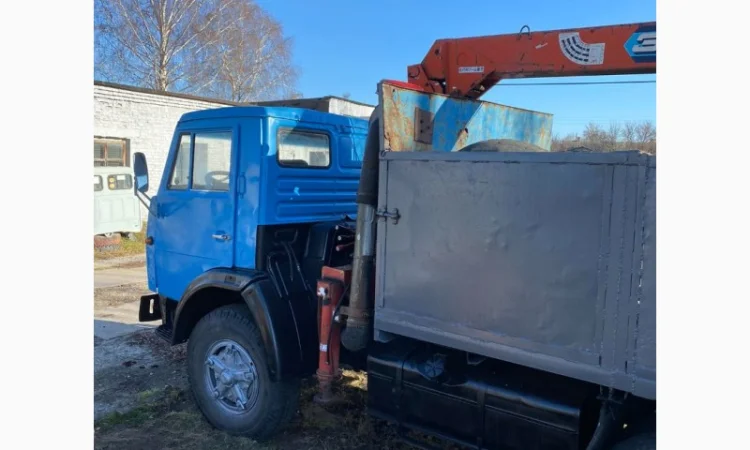 КамАЗ с манипулятором Unic 330 в отличном состоянии - фото № 5