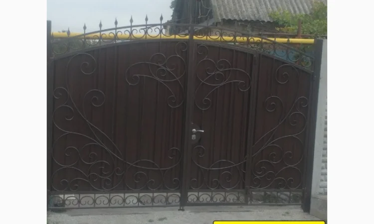 Ворота распашные гаражные. Калитки - фото № 2