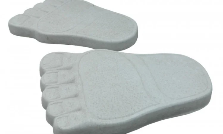 Тротуарная плитка "Стопа Великана".Садовая дорожка "Следы" - фото № 3