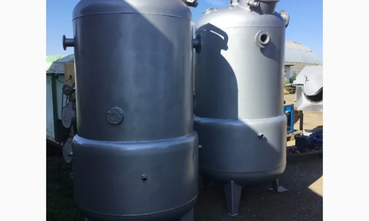 Харчовий вакуум-випарний апарат МЗС-320 (1250л) - фото № 1