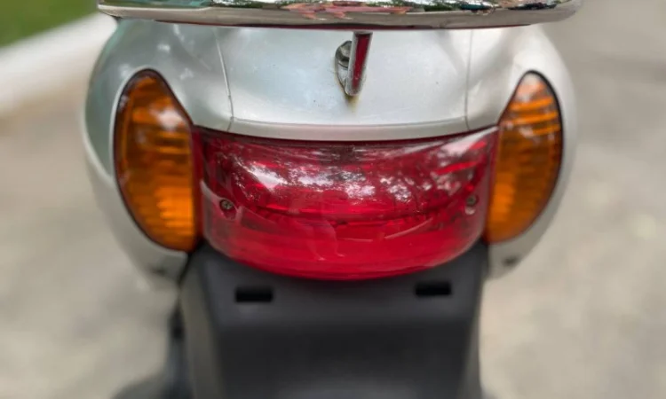 Продается мотоцикл Suzuki Lets 4G в идеальном состоянии - фото № 6