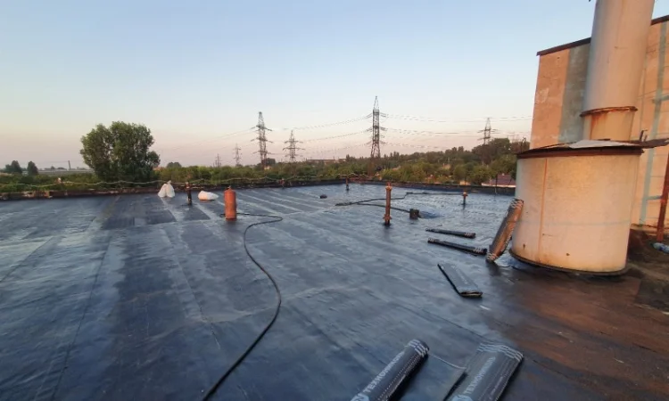 Ремонт кровли с гарантией качества - фото № 1