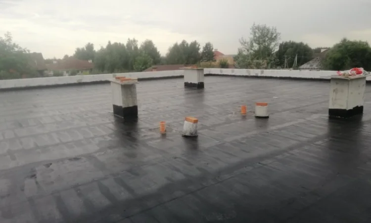 Ремонт мягкой кровли в Марганце - фото № 1