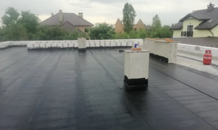 Капитальный ремонт кровли в Марганце - фото № 1