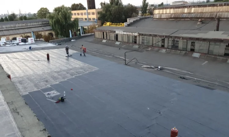 Покрытие плоской кровли в Покровске - фото № 1