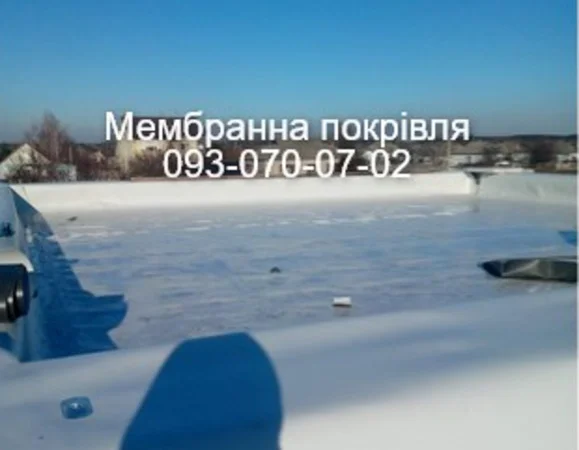 Укладання мембрани ПВХ на дахи та басейни - фото № 1