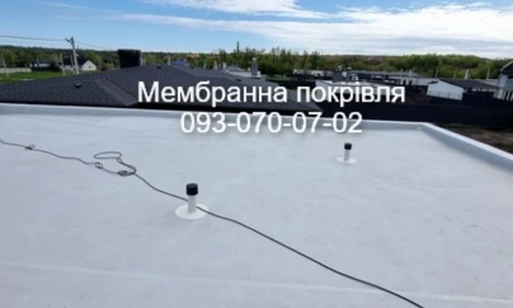Монтаж ПВХ покрівлі та укладка ПВХ мембрани - фото № 3