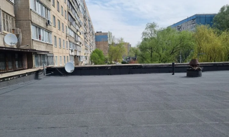 Капітальний ремонт плоского даху у Дніпрі - фото № 1