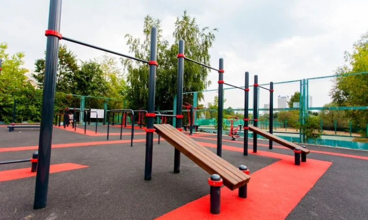 Производство и установка спортивных площадок под ключ - фото № 1