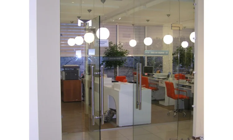 Закаленное стекло для душевых кабин и интерьеров - фото № 5