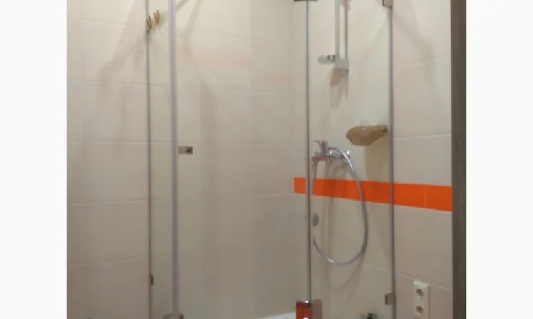 Закаленное стекло для душевых кабин и интерьеров - фото № 3