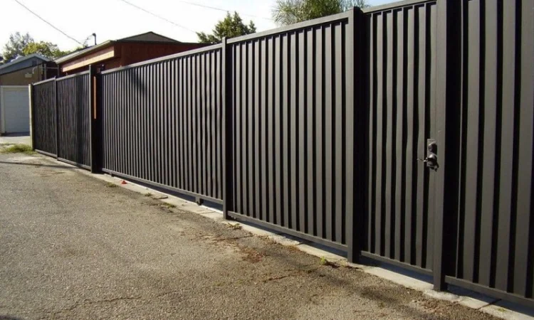 Заборы из профнастила и профлиста в Днепре - фото № 4