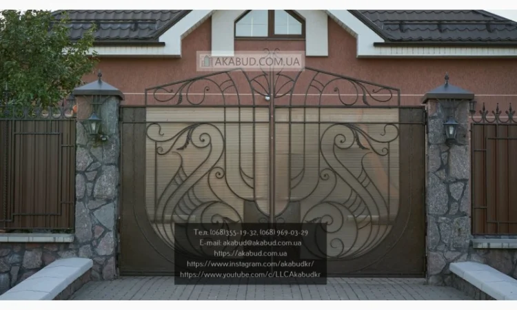 Ковані розпашні ворота з елементами кування - фото № 11