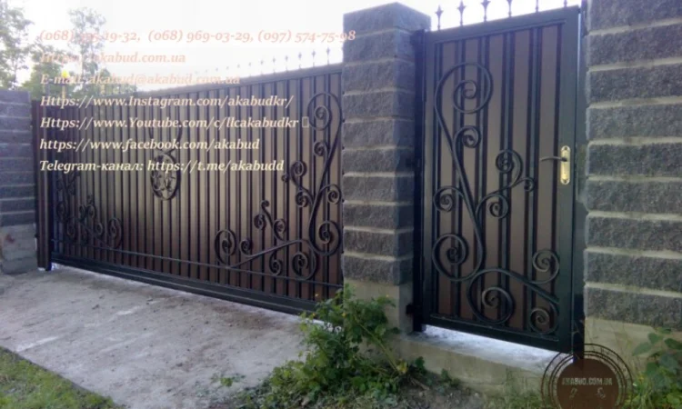 Откатные ворота из профнастила и кованые ворота на заказ - фото № 20