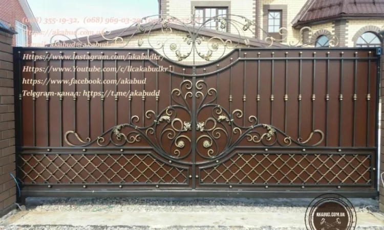 Откатные ворота из профнастила и кованые ворота на заказ - фото № 19