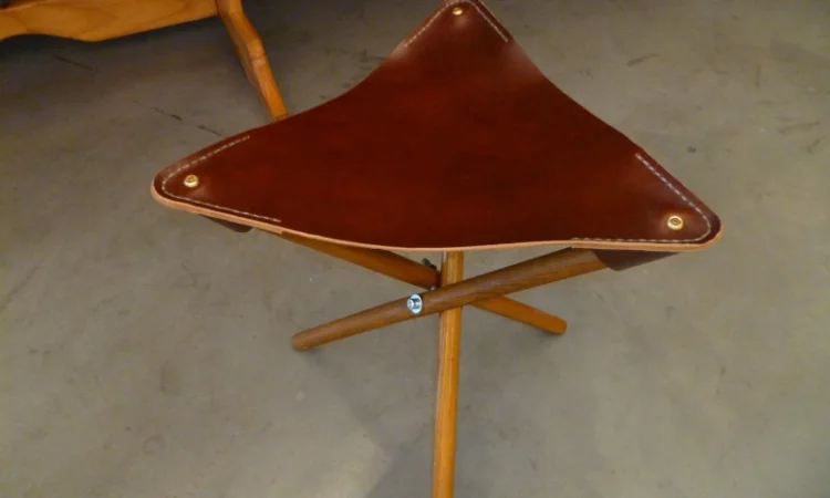 Премиум охотничий стул из древесины и кожи - фото № 2