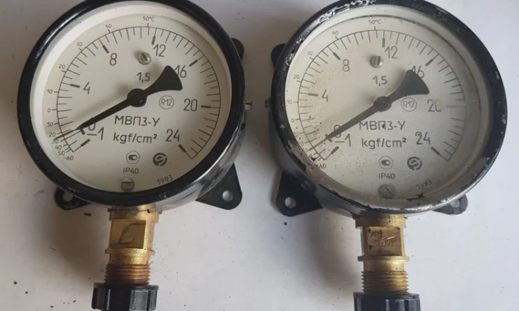 Манометры ДМ-1001 и другие модели в продаже - фото № 2