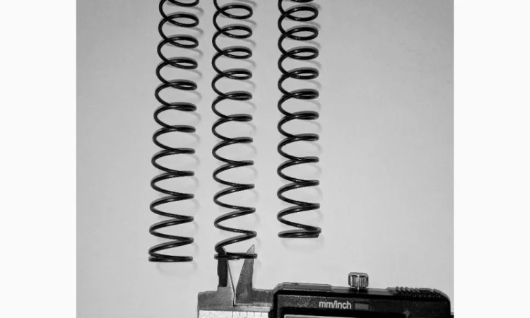 Возвратные пружины для ПМ комплектом из 3-х штук. Пружины для подбора мощности. Недорого - фото № 1