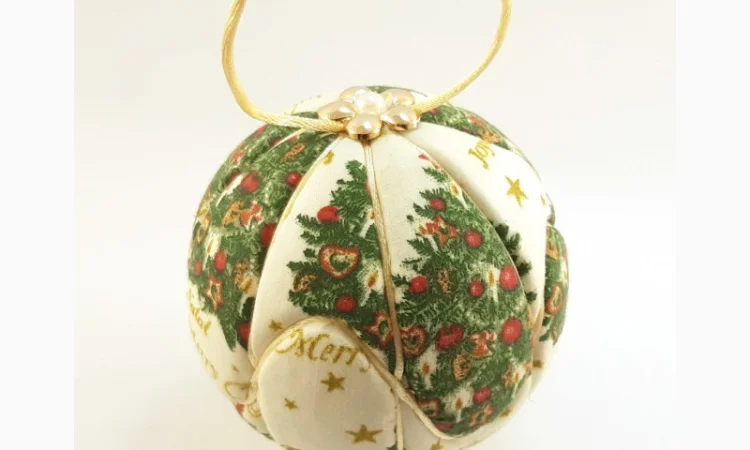 Новогодняя игрушка ручной работы Кимекоми – шар 10 см в продаже - фото № 4