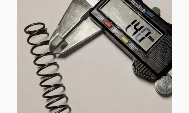 Пружина главного цилиндра сцепления для Fiat Doblo - фото № 3