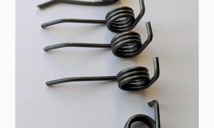 Приводний ремінь та пружини для аератора MTD Optima 38 VO у продажу - фото № 8