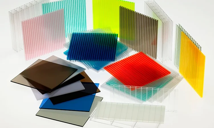 Поликарбонат сотовый и монолитный для теплиц и других нужд - фото № 1