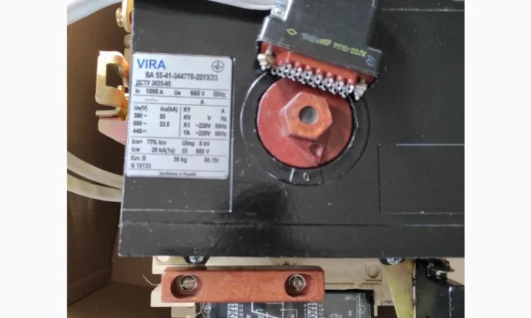 Продается автоматический выключатель ВА55-41-344770 на 1000А - фото № 1