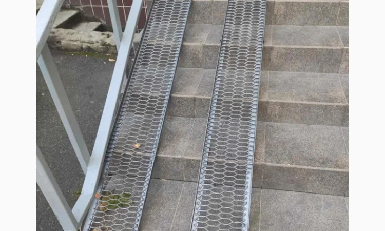 Изготовление и установка пандусов в Киеве. Разные размеры и конструкции. - фото № 4