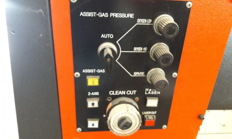 Лазерный станок ЧПУ Amada Lasmac LCE 645 - фото № 14