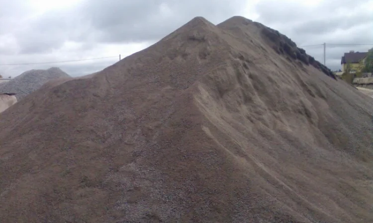 Отсев и строительные материалы в Луцке - фото № 1