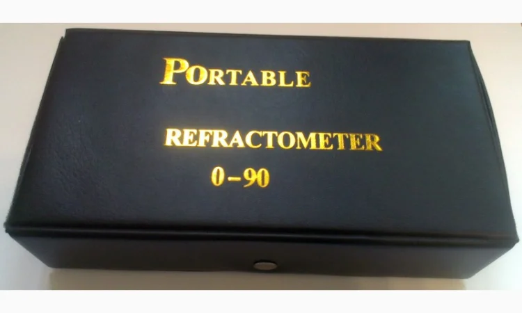 Рефрактометр RHB 0-90 АТС с 3 шкалами Brix 0-42%;  42-71%;  71-90% для вина,  мёда,  варенья - фото № 3