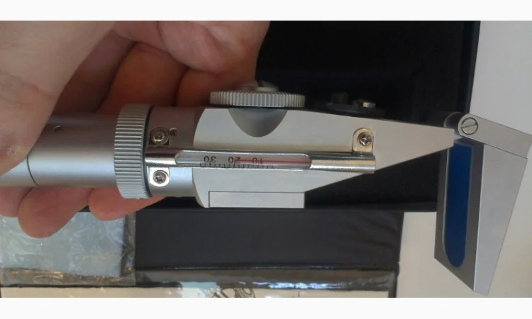 Рефрактометр RHB 0-90 АТС с 3 шкалами Brix 0-42%;  42-71%;  71-90% для вина,  мёда,  варенья - фото № 6