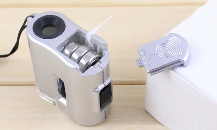 Карманный микроскоп MG 9592 60X с LED и ультрафиолетовой подсветкой - фото № 2