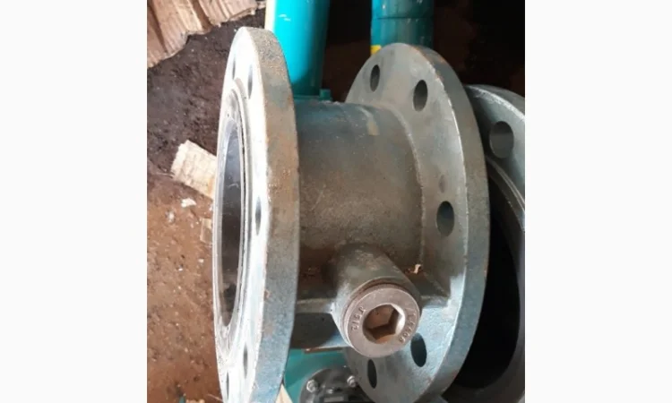 Поворотные затворы баттерфляй с бронзовым диском Ду 65 - 200 мм, ру16, Germany - фото № 1