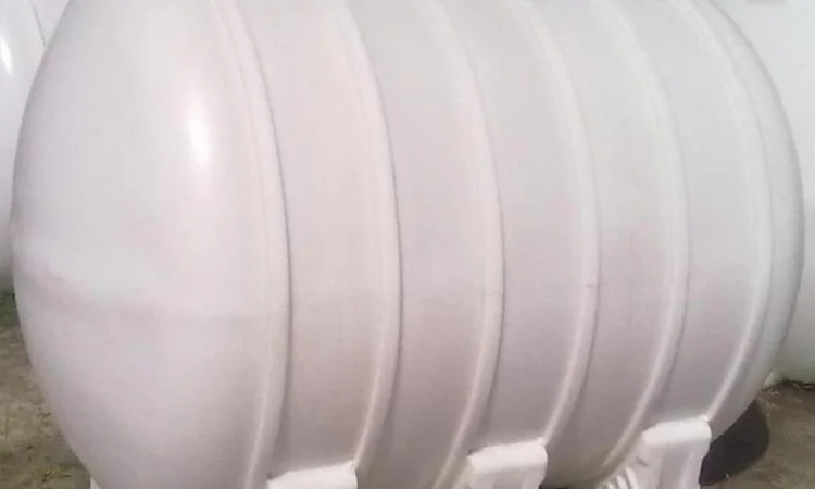 Емкости для транспортировки химии и воды - фото № 1