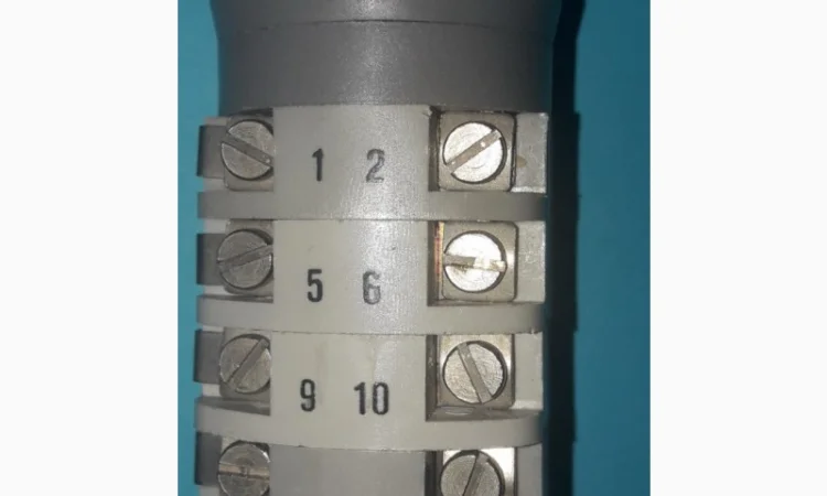 Переключатель VS-16 - фото № 1