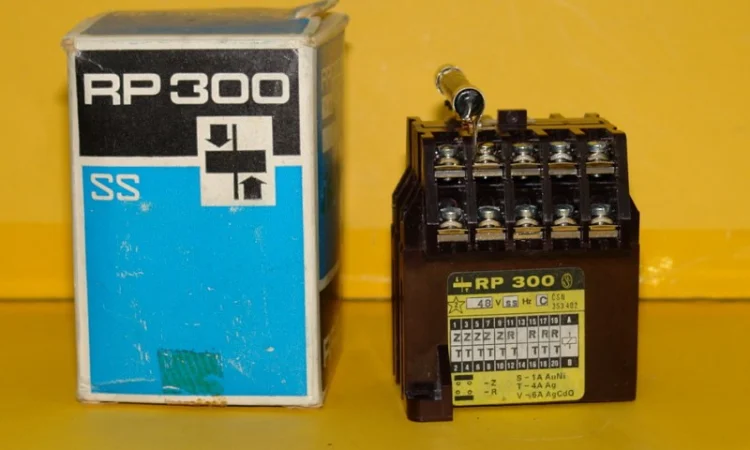 Реле RP-300 - фото № 1