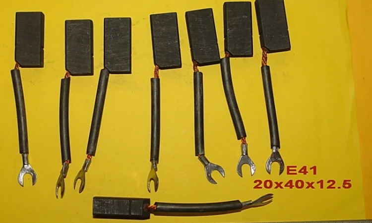 Эл. щетка Е41 размер 20х40х12, 5 - фото № 1