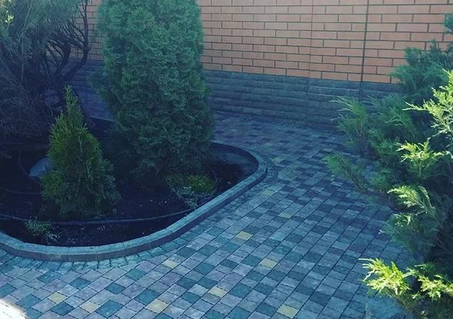 Укладка тротуарной плитки по доступной цене - фото № 5