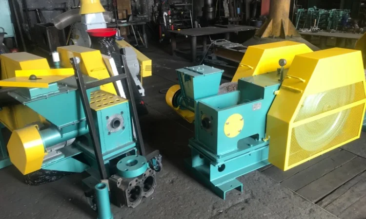 Деталі для преса Wektor BT-60, брикет 70мм від виробника - фото № 1