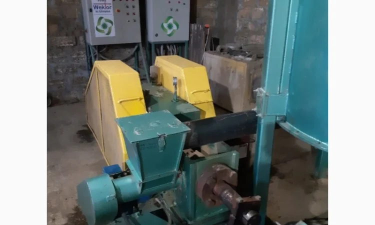 Лінія брикетування соломи Wektor BT60 з продуктивністю до 1200 кг/год - фото № 9